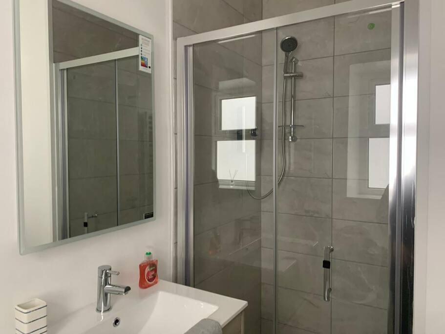 Modern Apartment With Sea Views Portrush Kültér fotó