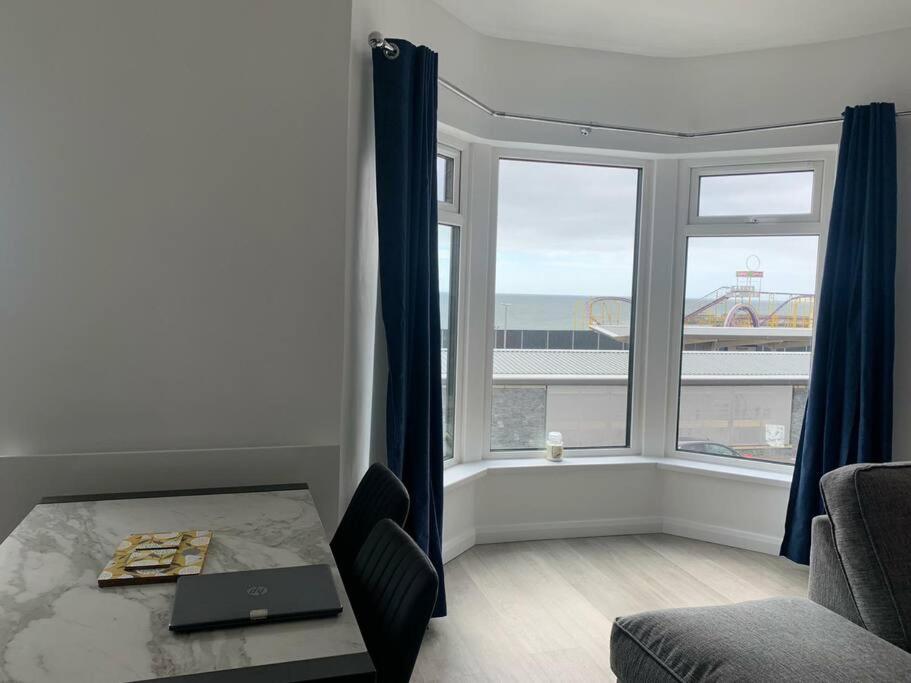 Modern Apartment With Sea Views Portrush Kültér fotó